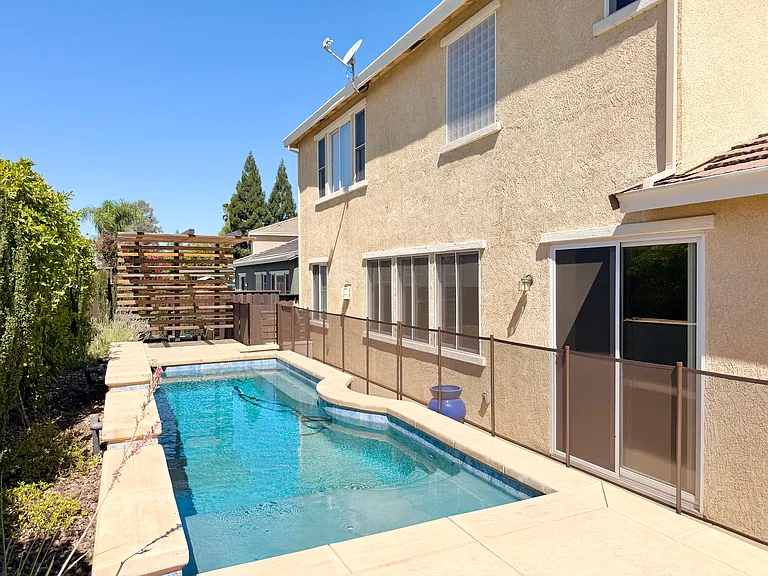 653 Lilja Ct — Photo 25