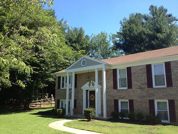 2nd image of 6701 Glen Oak Ct