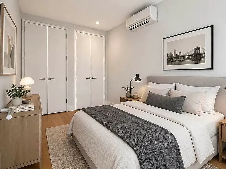 836 Dekalb Ave #3H — Photo 2