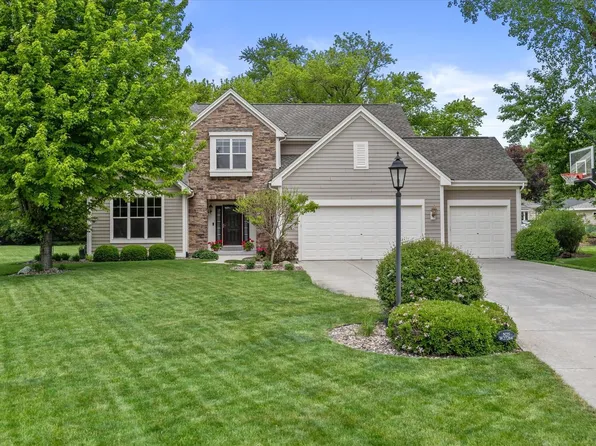 N25W27264 Covington COURT, Pewaukee, WI 53072