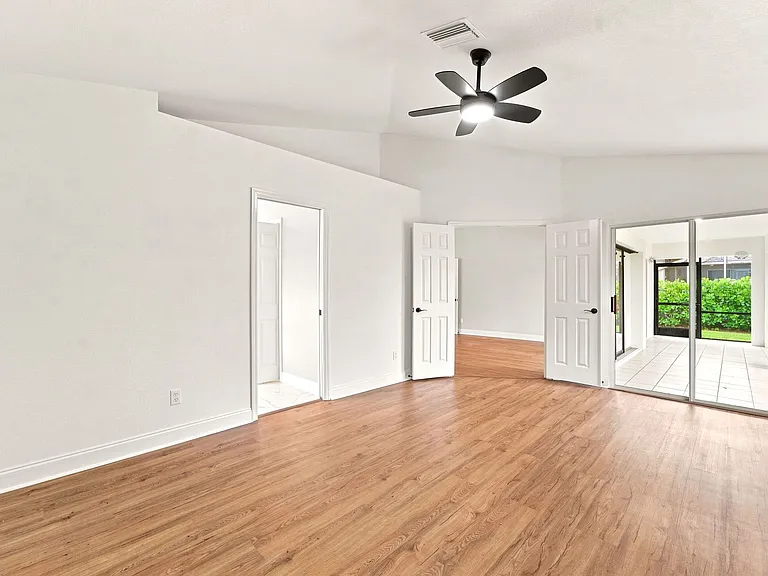 3708 Kent Dr — Photo 26