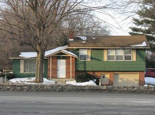 335 68th St SW, Grand Rapids, MI 49548