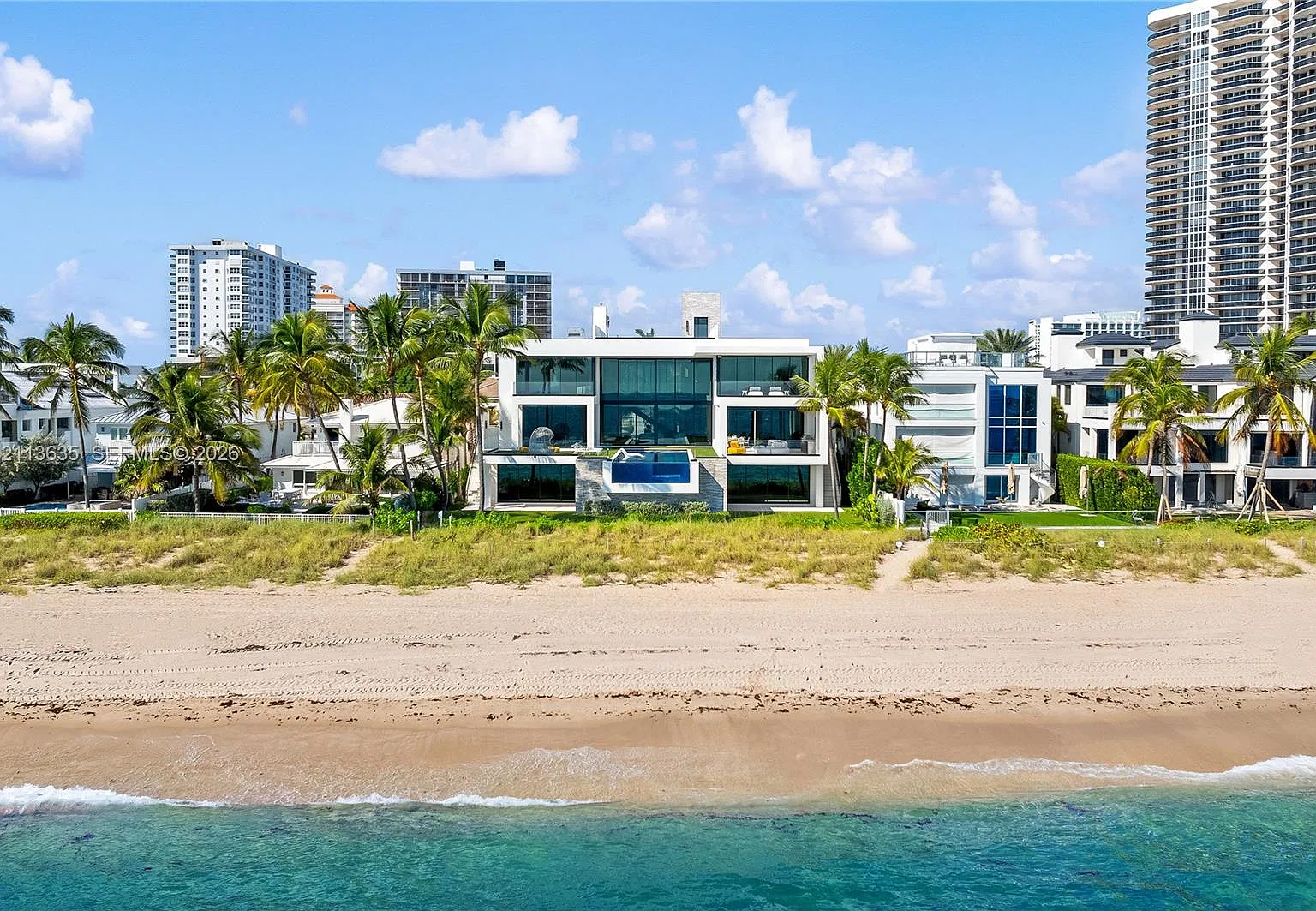 Lauderdale Beach — Photo 2