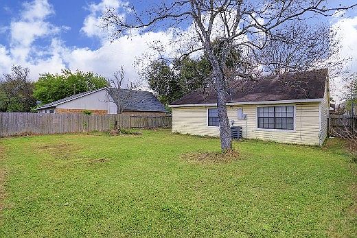 2nd image of 2314 Wild Olive Ct