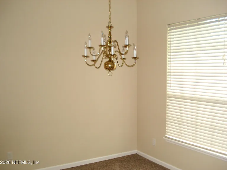 684 Sid Dr — Photo 7