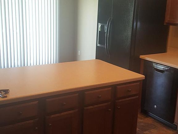 5th image of 3778 Norseman Ave