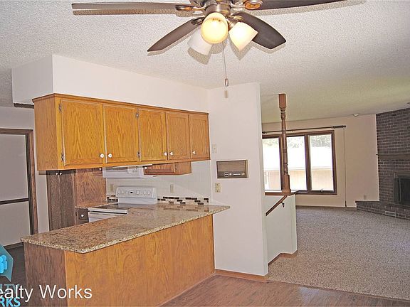 3rd image of 5408 S 65th Street Cir