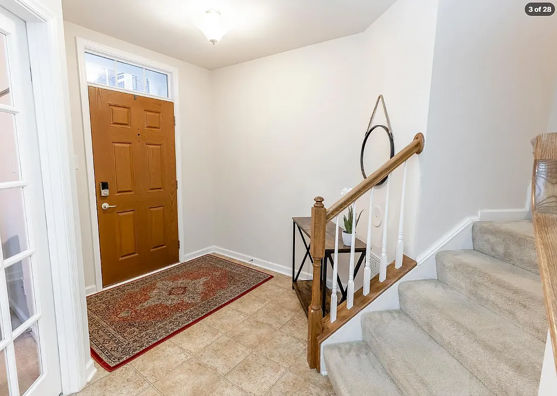 3 bed, 2200 sqft, $2,800 — Photo 3