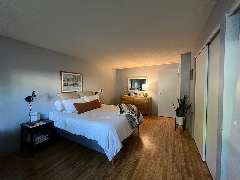 5 Village Hill Ln — Photo 8