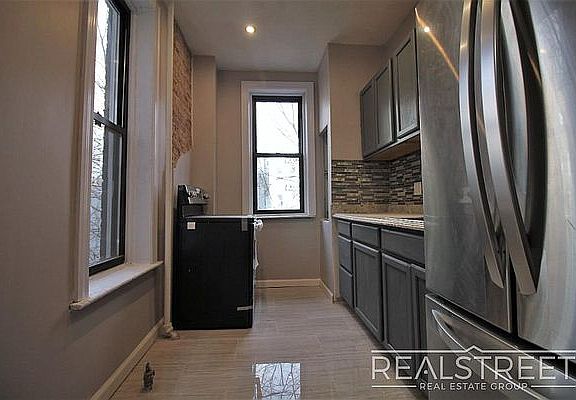 2nd image of 627 Sterling Pl APT 1R