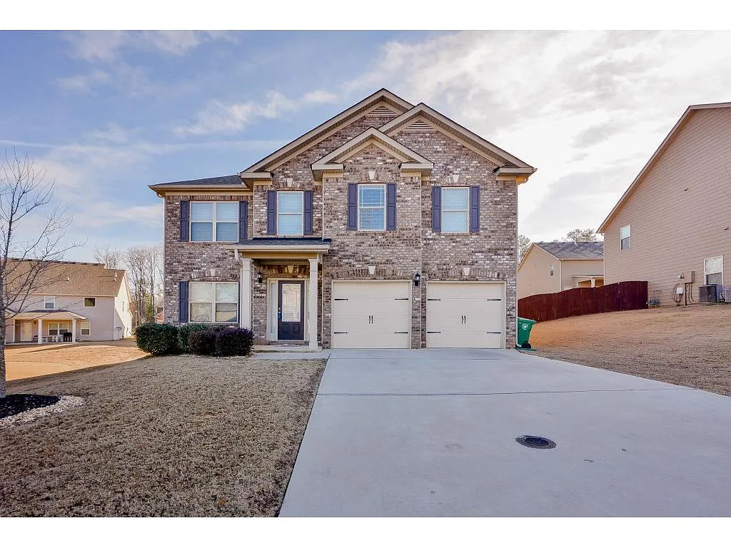 4804 Macy Way photo 1