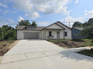 337 Sandmar Dr, Ripon, WI 54971