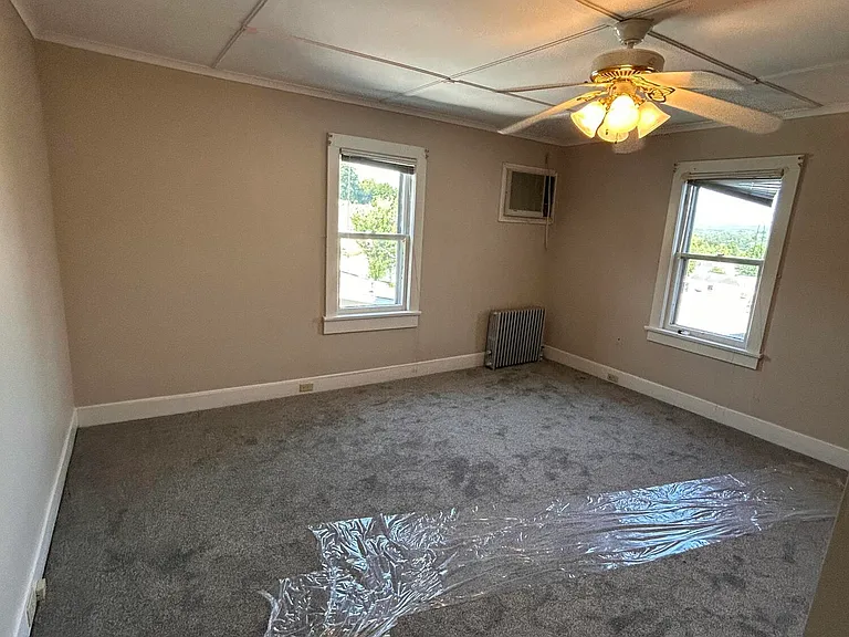 830 Brook St — Photo 17