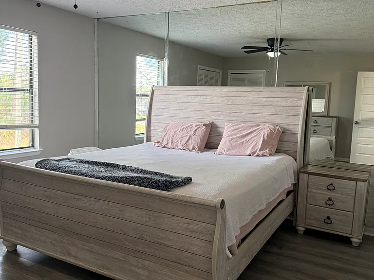 6221 Hibiscus Ave — Photo 29