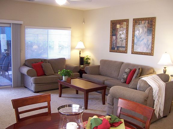 Easy and Open Seating