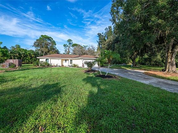 2nd image of 1981 Seminole Harbor DR