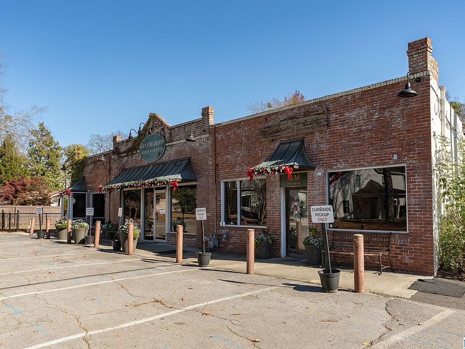 2nd image of 714 Broadway St