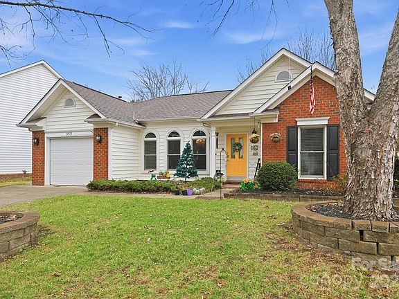 3rd image of 13512 Michael Lynn Rd