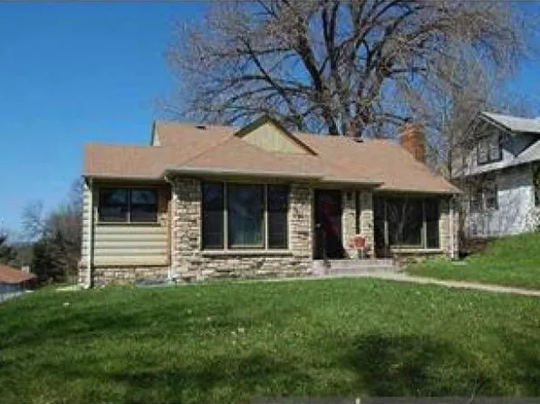 1011 Vincent Ave N, Minneapolis, MN 55411