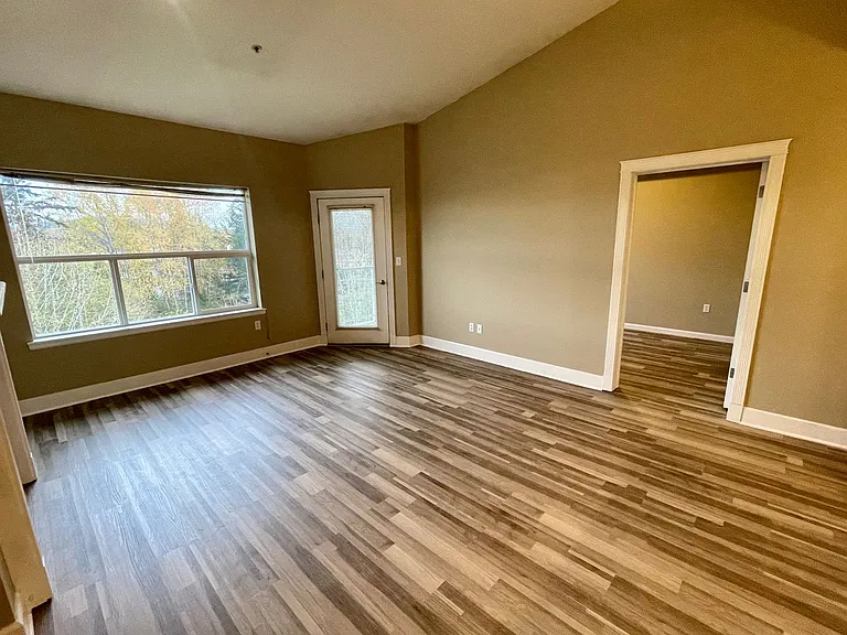 251 W Bakerview Rd #405 — Photo 13