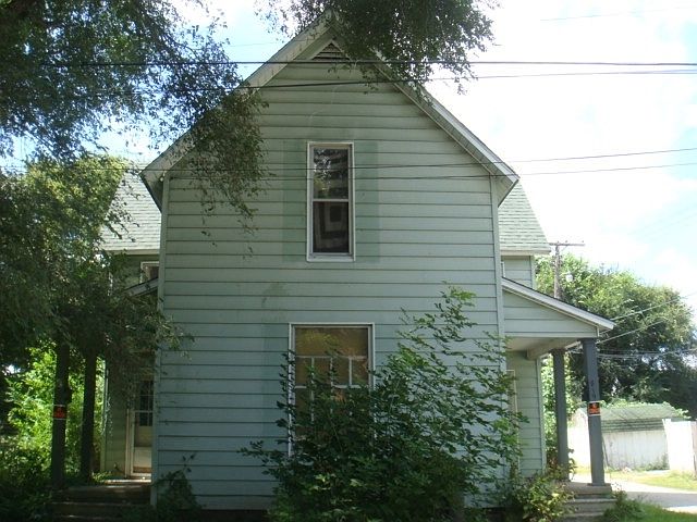 1st image of 819 Tipton St