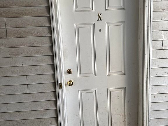 2nd image of 2 Oyster Bay Rd APT K