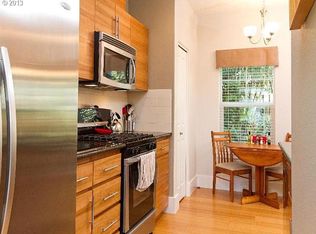 760 NW 118th Ave APT 105, Portland, OR 97229