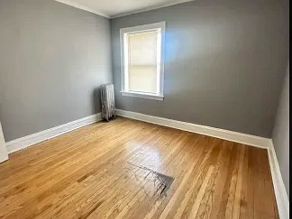 4th image of 1706 W 81st St #2