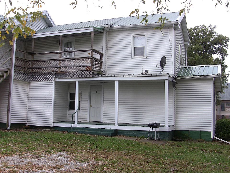 1st image of 305 W Wood St APT 4