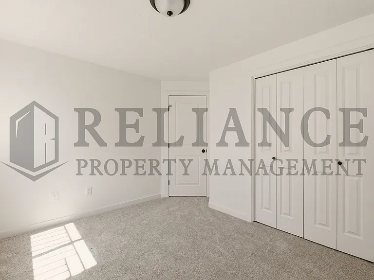 5259 N Pinecrest St — Photo 41
