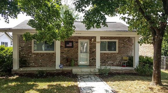1st image of 1609 Redwood Dr