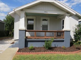 1621 E Olive St, Springfield, MO 65802