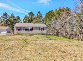 5 Peeboo Ln, Augusta, ME 04330