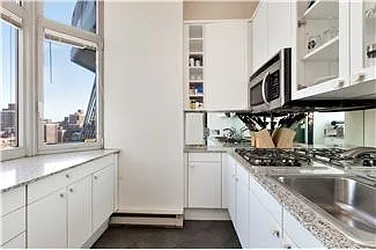 Rented by Nest Seekers International