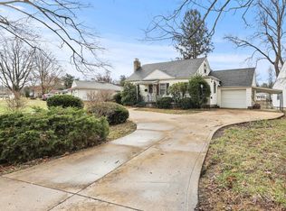6 Highland Dr, Mount Vernon, OH 43050