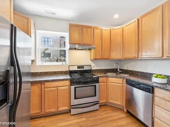 1741 W Catalpa Ave #2, Chicago, IL 60640