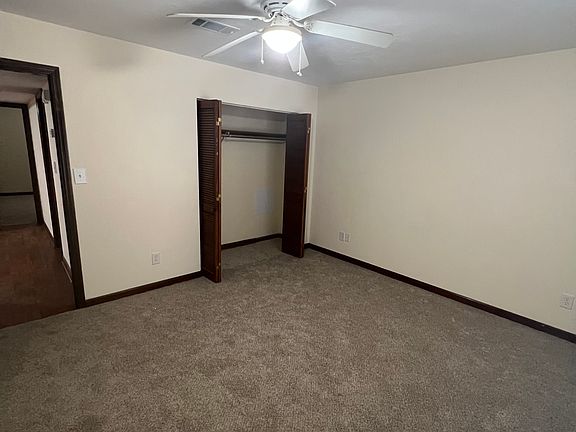 5th image of 1233 Cross Creek Cir APT A