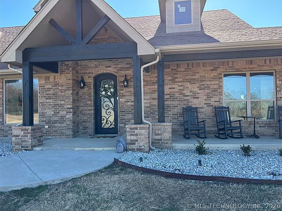 2nd image of 503 Forest Lane Rd