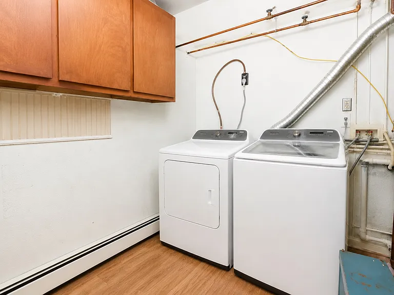 83 Plaskon Dr — Photo 13