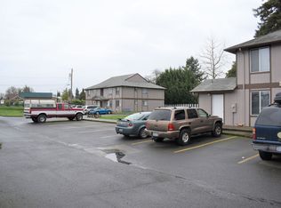 125 E Elmore St APT 3, Lebanon, OR 97355