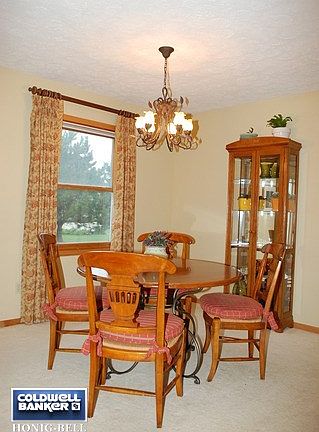 5th image of 1142 Golf Ct