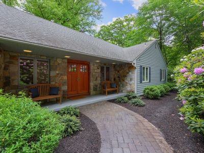279 Old Army Rd, Basking Ridge, NJ, 07920