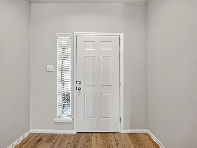 9254 Sea Garden St — Photo 5