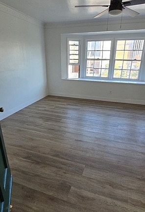 1215 S Fairfax 1 Bedroom Living Room