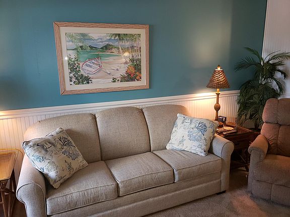 New Queen Sleeper Sofa