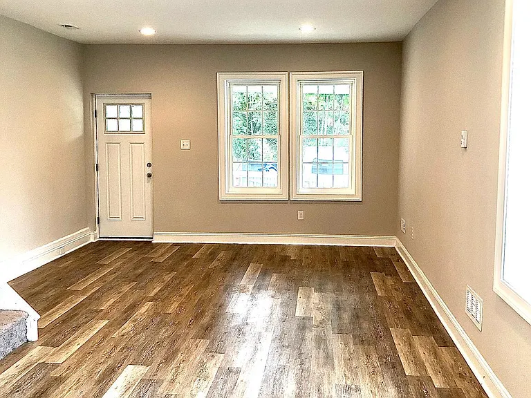 927 Spring Mill Ave — Photo 6