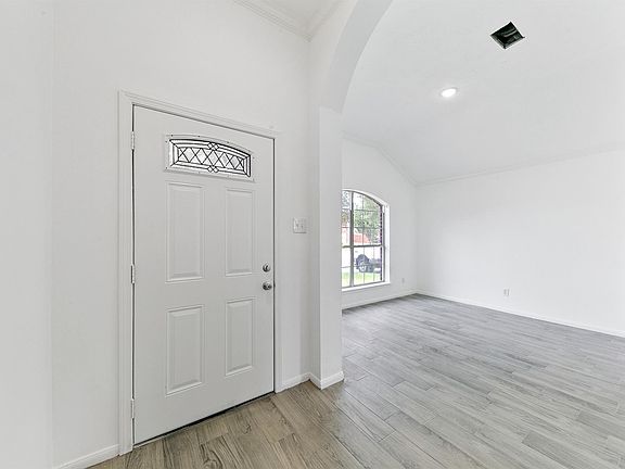 5th image of 12014 Raven View Dr
