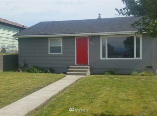 3240 Olympus Dr, Bremerton, WA 98310