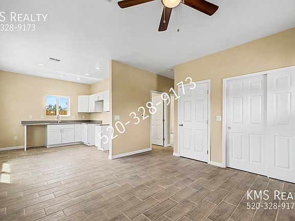 4th image of 214 E Kelso St #1