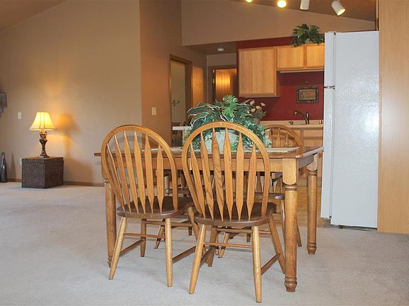 Open dining, kit. & living